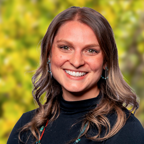Portrait of Lauren Morlino.
